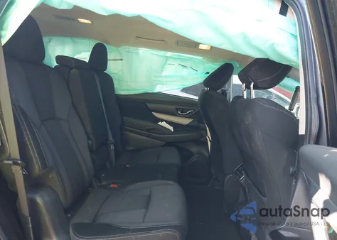 2022 Subaru Ascent Premium из США, поврежденный, VIN 4S4WMACD6N3465807